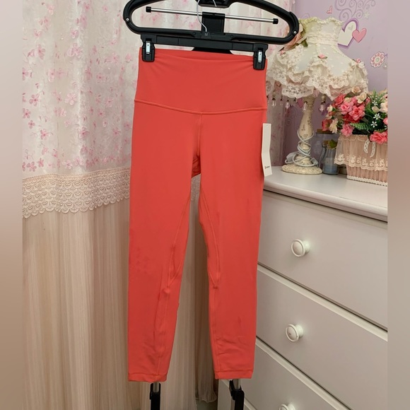 lululemon lululemon Align High-Rise Crop 23" - Picture 4 of 5